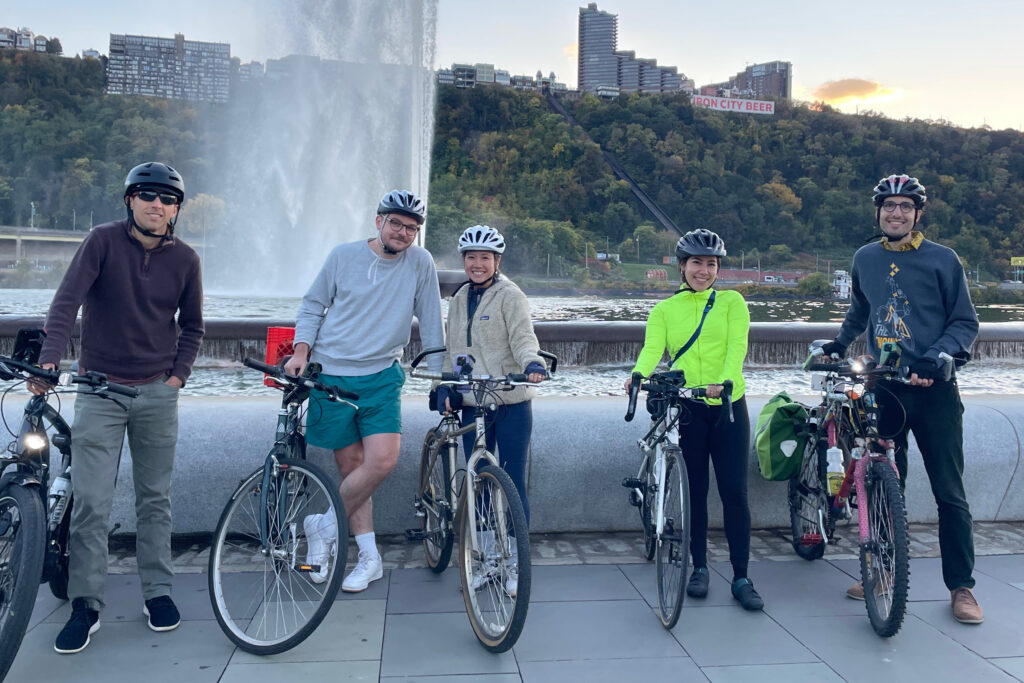 We love our coworking space but never pass up the opportunity to get outside. This fall, a group of members joined Dashcam for your Bike's founder & fellow member, Armin Samii, on a bike ride downtown to test and provide feedback on his mobile app.